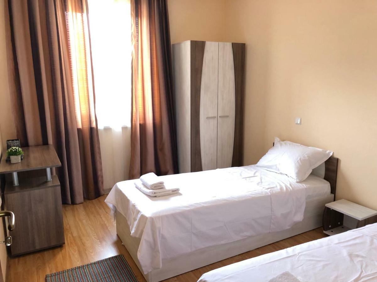 Private Apartments In Oxygen Sveti Vlas Bagian luar foto